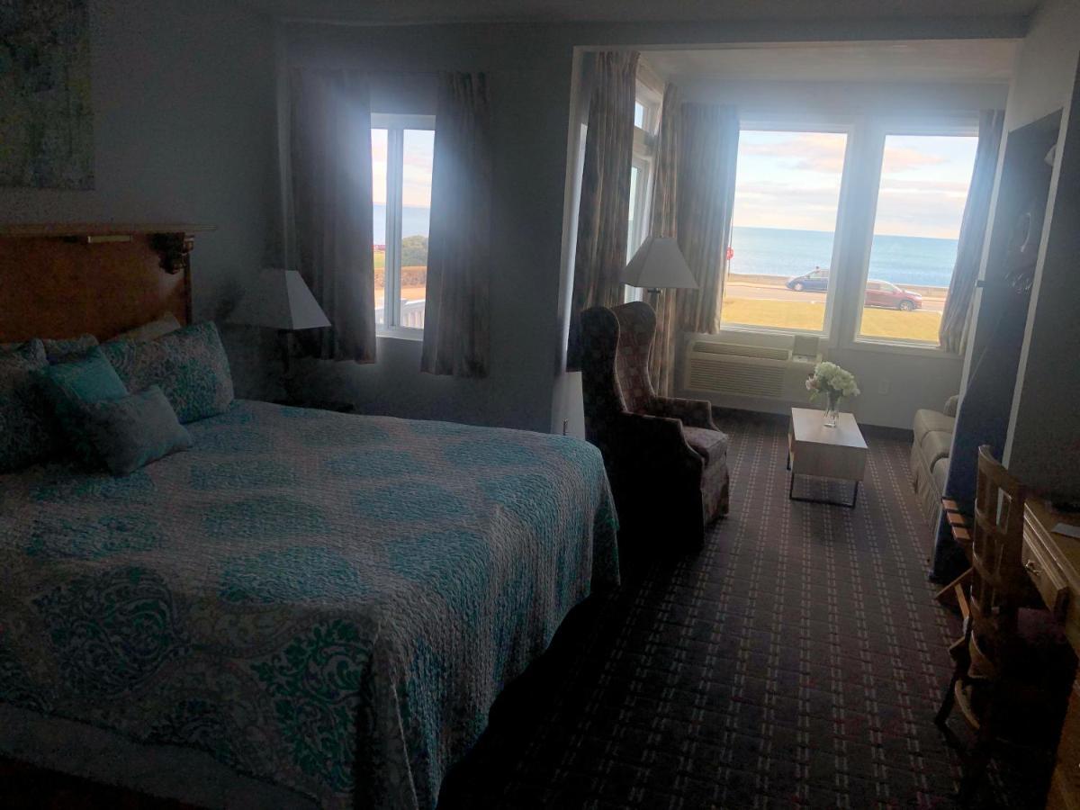 The Atlantic House 3* Narragansett
